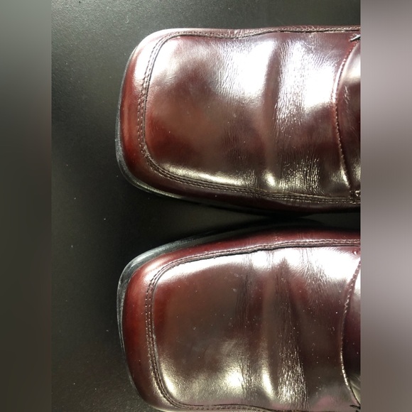 NWT FeetFirst Deep Maroon Italian Leather Pumps size 9b (39) - Picture 3 of 16